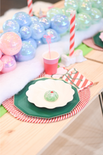Emerald Green Premium Dinner Paper Plates - Ellie and Piper
