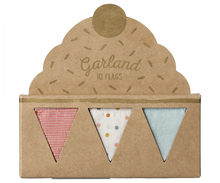 Garland, Small - Ellie and Piper